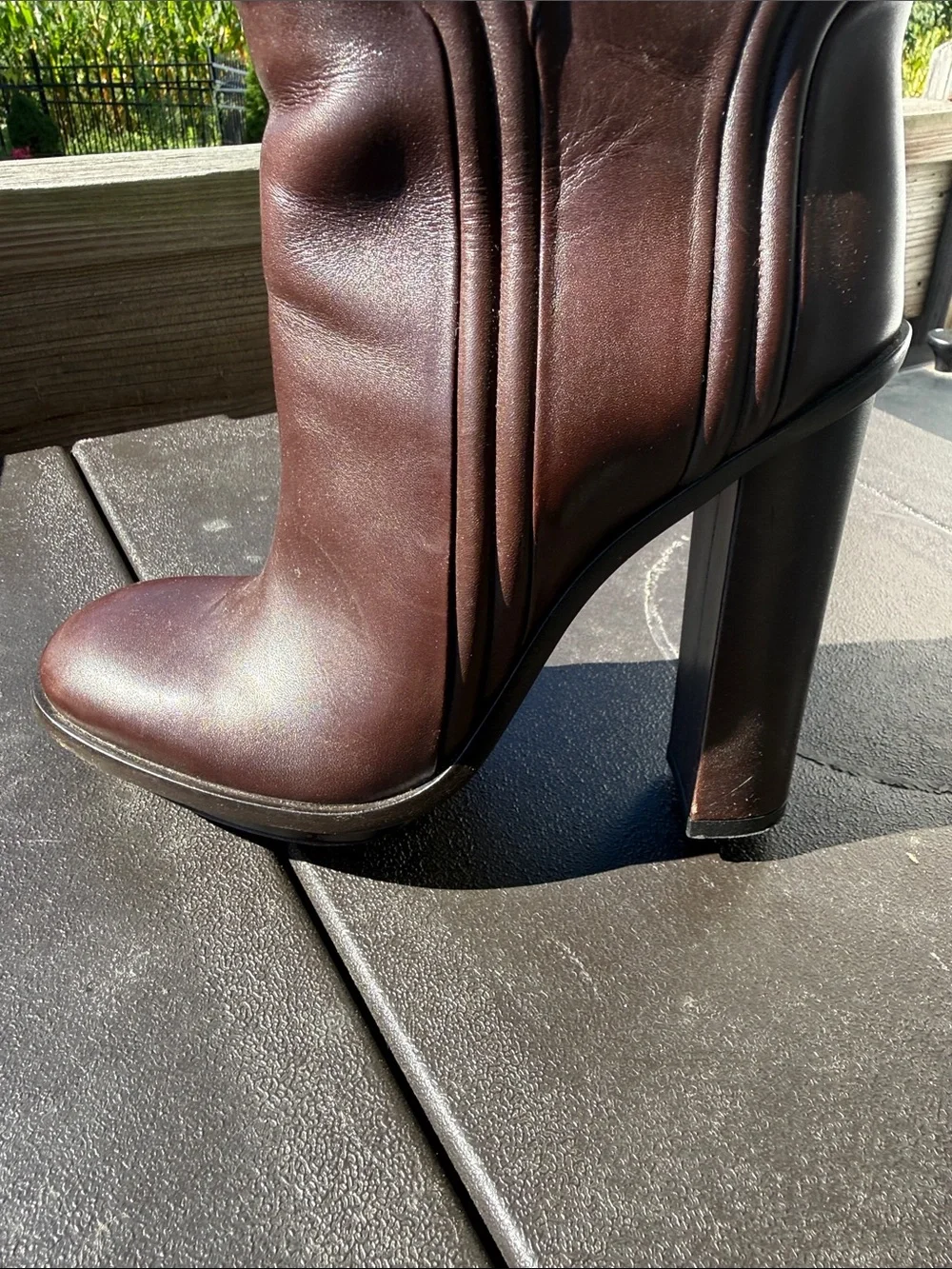 Gucci Leather boots
